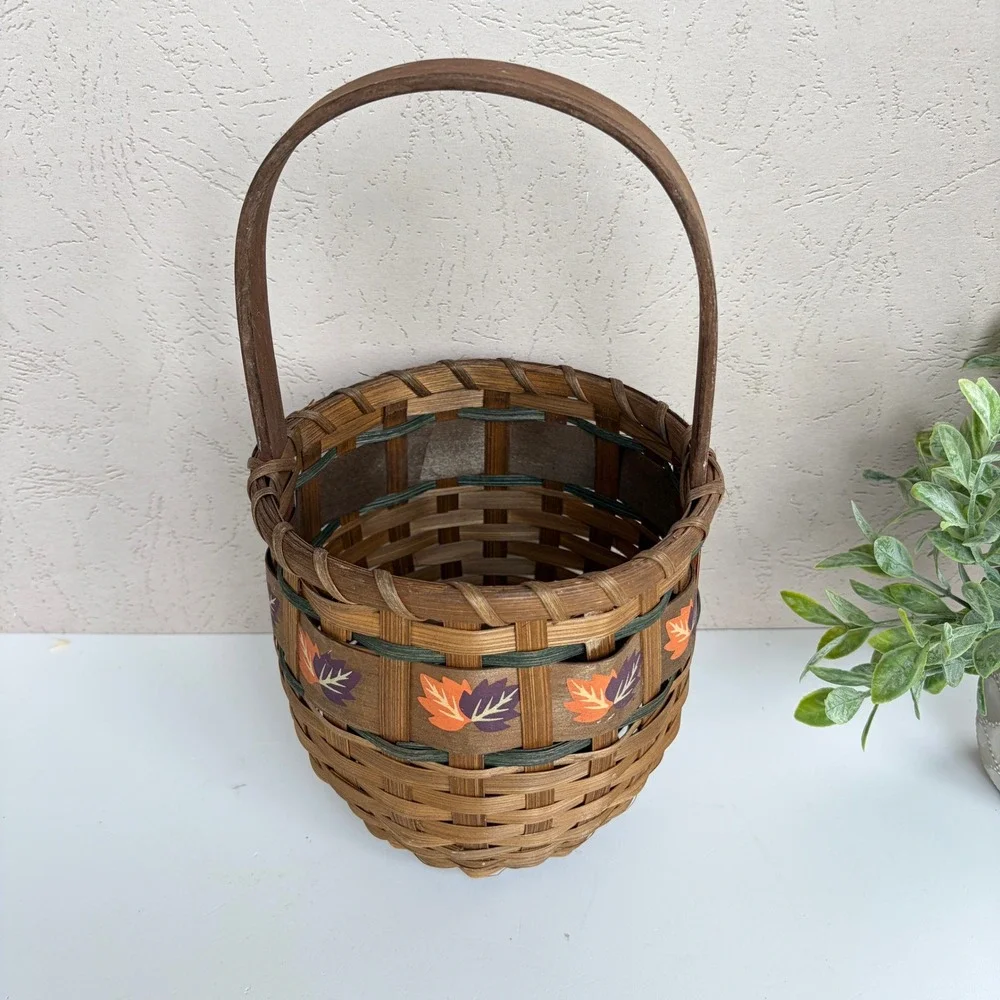 Vintage Style Woven Wood Fall Basket with Autumn Leaf Motif and Handle